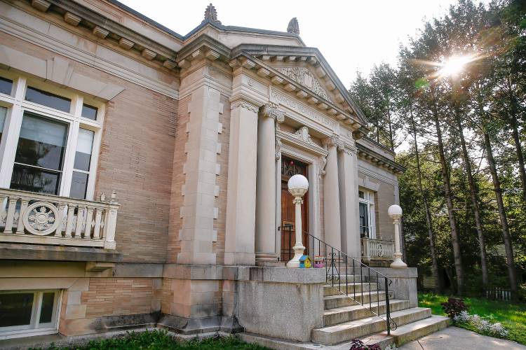 Griswold Memorial Library Griswold Memorial Library