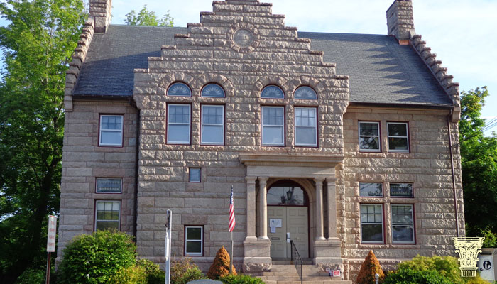 Leicester Public Library