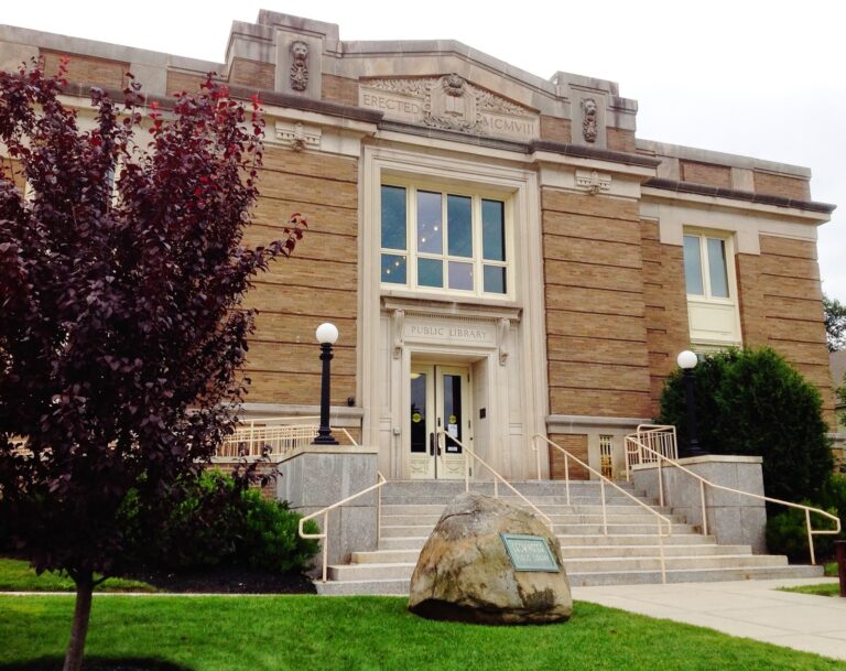 Leominster Public Library