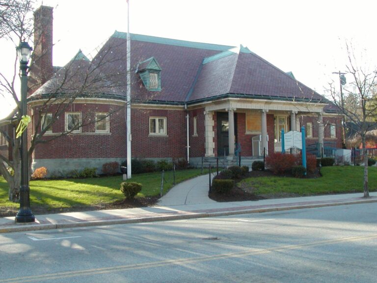 Richards Memorial Library