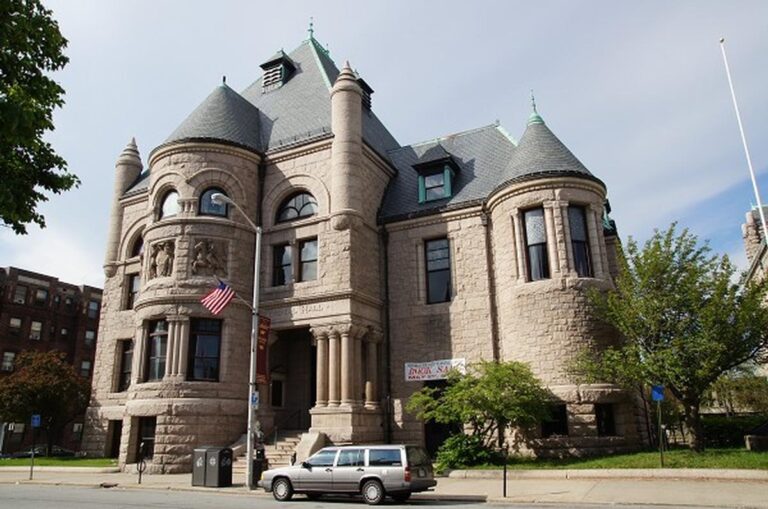 Samuel S. Polland Memorial Library