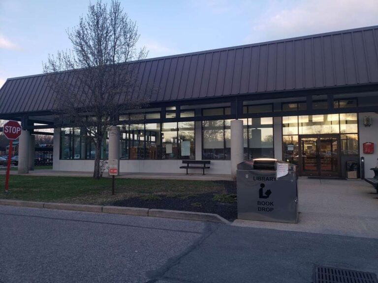 Ventress Memorial Library