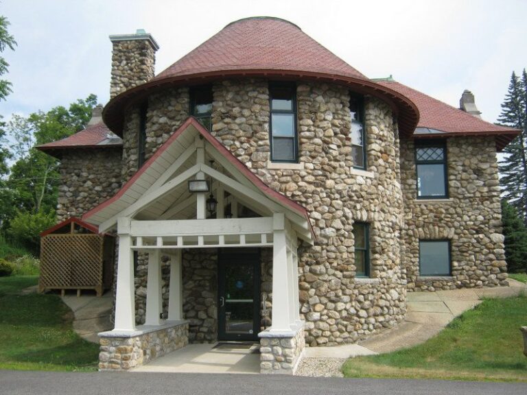 Fobes Memorial Library