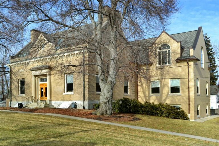 Forbush Memorial Library Forbush Memorial Library
