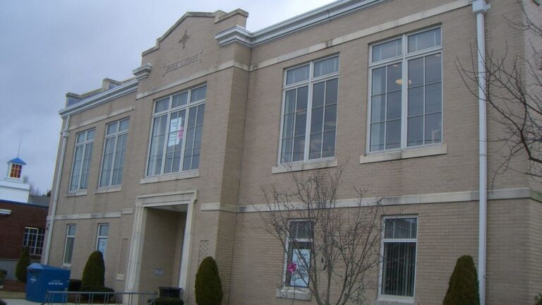 Saugus Public Library Saugus Public Library