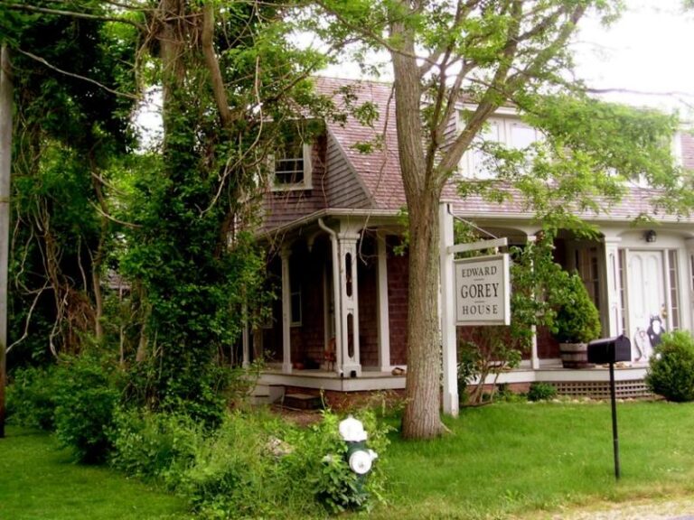 Edward Gorey House 768x576