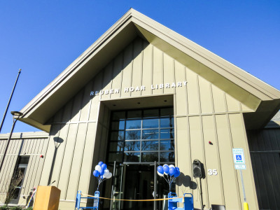 Reuben Hoar Library, Littleton MA